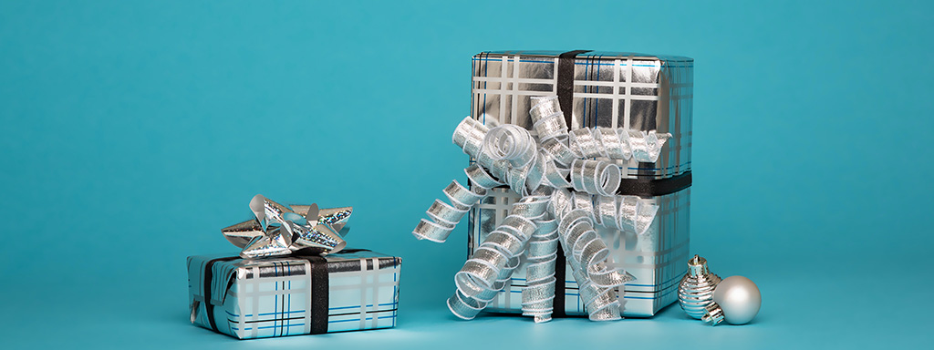 Présent d'usage : Comment aider un proche avec un cadeau non taxable ?